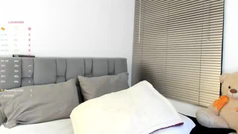 Gabriela  online show from October 17, 3:21 am