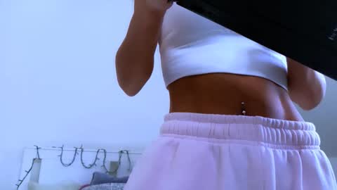 GabiCarter online show from March 10, 9:57 am