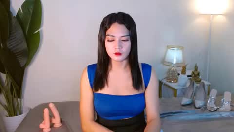 gabriela_deluxe online show from December 20, 11:55 pm