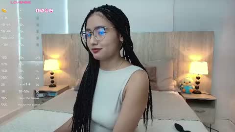 Gabriela Vargas online show from June 12, 8:08 pm