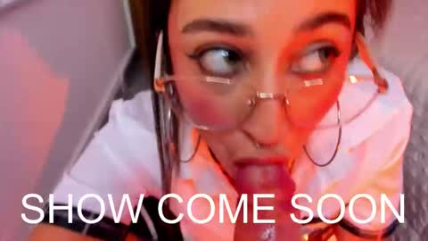 Gabriela Kassi online show from November 29, 11:40 am