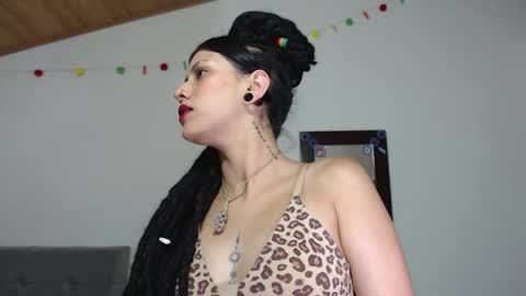 Gaby cute 16 online show from November 25, 10:52 pm