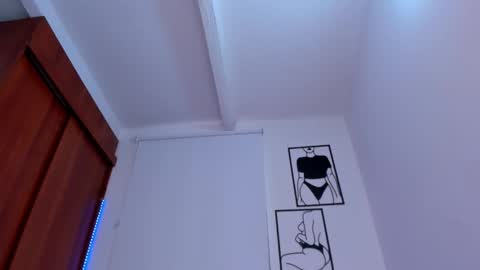    online show from October 17, 8:46 pm