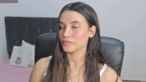 Gabriela online show from November 25, 11:14 pm