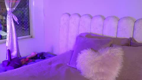 Aleja  online show from December 21, 11:49 am