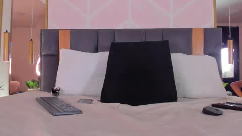 Gaby online show from December 21, 8:59 pm