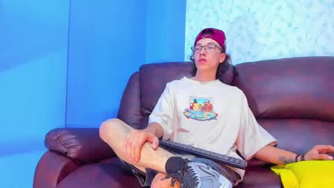 gadiel_sex online show from February 27, 7:04 pm