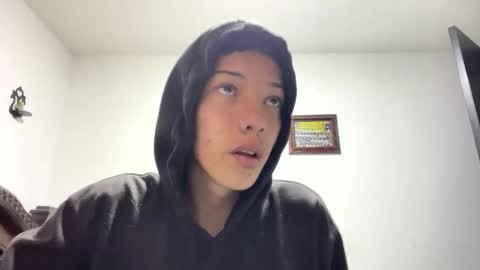 gadiel_sex online show from April 1, 11:33 am