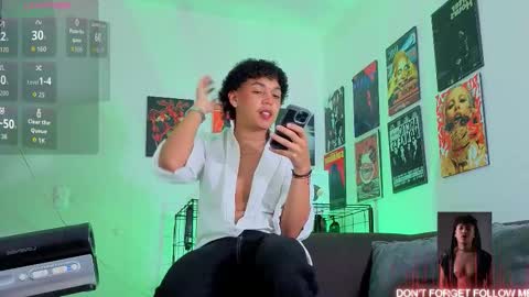 Gael Conner online show from October 4, 3:37 am