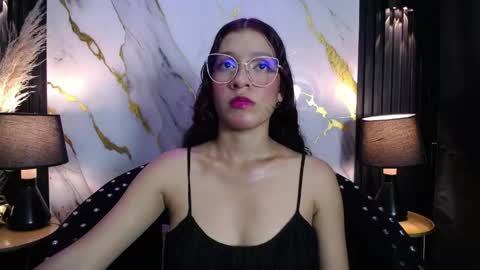 Briana  online show from May 26, 2:06 am