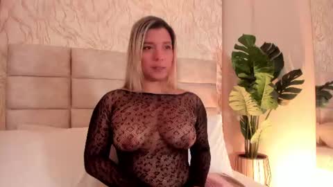 gaia_stonne online show from June 9, 1:22 pm
