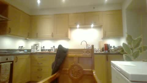 galacx online show from December 11, 5:03 pm