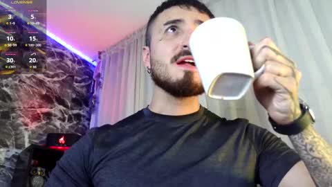 Chris  Dont forget to gift me thumb up Its very important to me and makes me happy AF  online show from October 1, 6:45 am