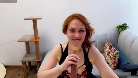 Ava online show from March 13, 7:44 am