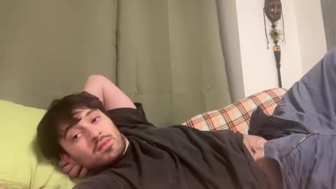 Snapshot of gargoyle_blog chatting on December 9, 8:23 pm Gargoyle online show from December 9, 8:23 pm