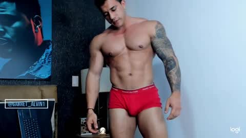 Snapshot of garret_alvin_ chatting on February 27, 1:19 am Garret online show from February 27, 1:19 am