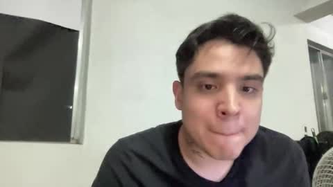 garypinepineapple online show from June 10, 8:24 am
