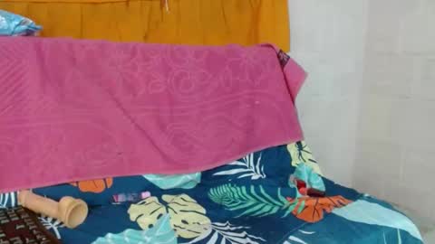 estrella online show from October 19, 8:41 am