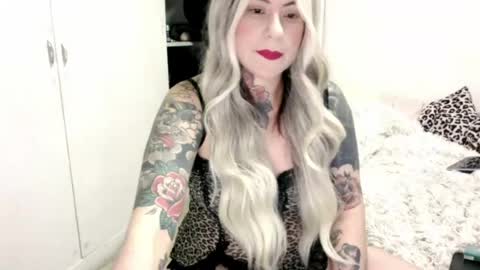 gatitahorny69 online show from August 3, 9:00 am
