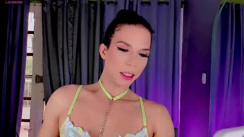 Vnecis Marn online show from February 17, 9:54 pm