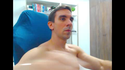 gatosarado23 online show from February 16, 9:59 pm