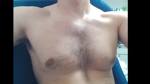 gatosarado23 online show from May 18, 1:59 am