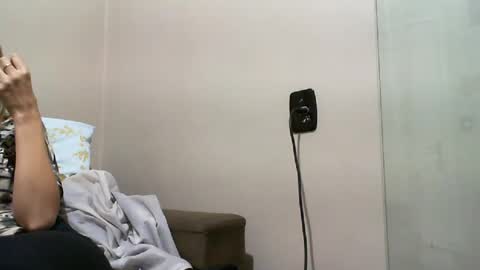 Monique online show from December 19, 8:56 am
