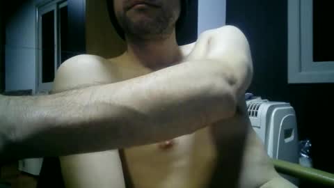 gauchors21 online show from June 11, 10:57 am