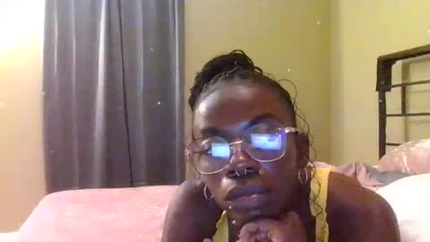 Snapshot of gbabii13 chatting on October 27, 9:42 am gbabii13 online show from October 27, 9:42 am