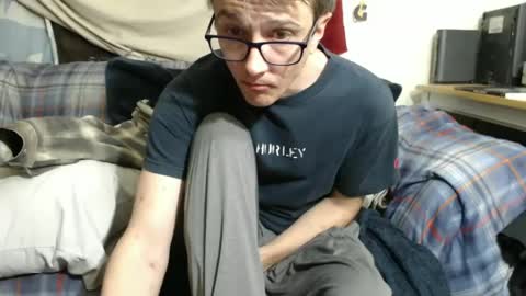 Snapshot of gdanch chatting on January 29, 1:28 pm G online show from January 29, 1:28 pm