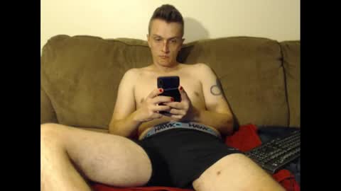 Snapshot of gdanch chatting on October 3, 3:26 am G online show from October 3, 3:26 am