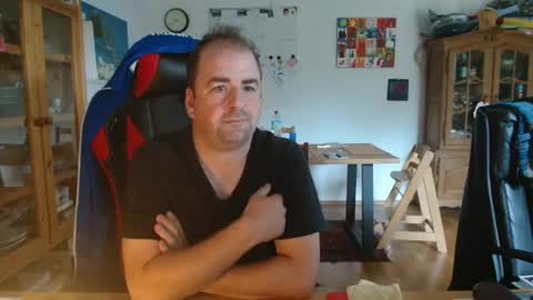 naturalchest83 online show from July 8, 8:40 am
