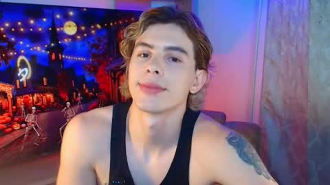 Snapshot of gemdominus chatting on October 10, 1:22 am Gem Dominus online show from October 10, 1:22 am