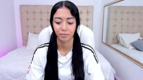 HELLEN online show from December 17, 1:12 am