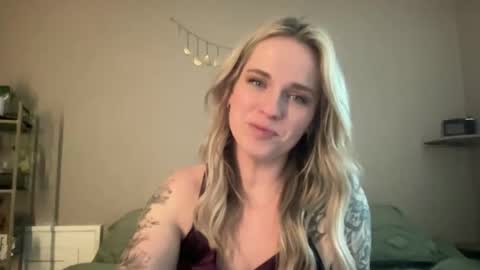Gemma  Her Jewel online show from May 7, 1:01 am