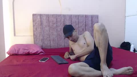 gendy_lovers online show from June 15, 6:33 pm