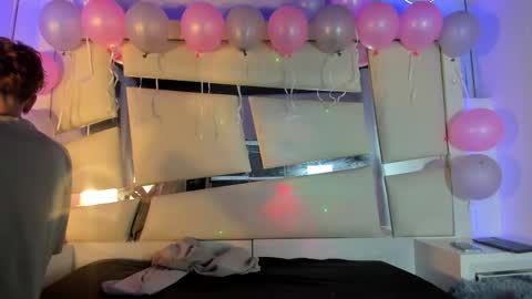 Genesis online show from November 4, 3:08 am