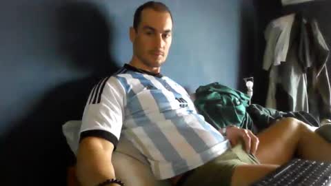 Genaro online show from June 3, 1:58 pm
