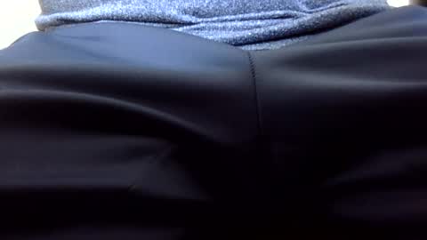 Snapshot of gent063 chatting on February 25, 6:33 pm gent063 online show from February 25, 6:33 pm