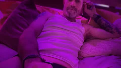 Snapshot of geomae chatting on October 10, 5:35 am geomae online show from October 10, 5:35 am