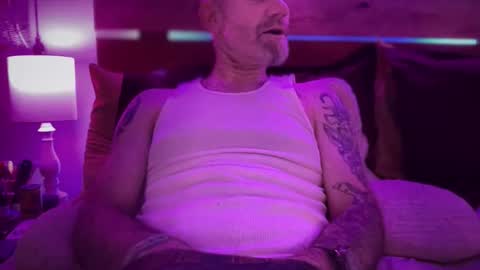 Snapshot of geomae chatting on October 21, 2:54 pm geomae online show from October 21, 2:54 pm