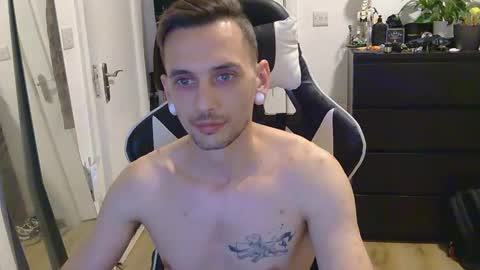 georgek0012 online show from May 26, 11:00 pm