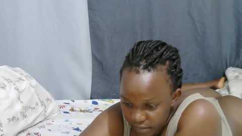 georgeous_kimberly online show from January 14, 7:05 am