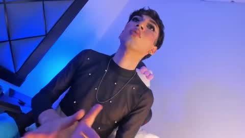 Georgina  online show from November 13, 2:31 pm