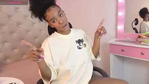 Georgina  online show from November 28, 9:44 pm