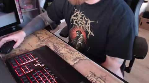 germantattoo94 online show from April 9, 4:12 pm