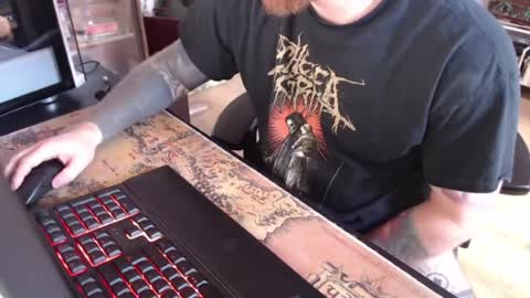 germantattoo94 online show from August 3, 10:54 am