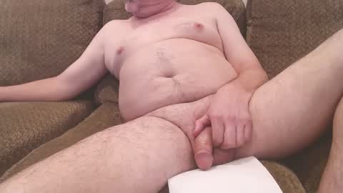 Snapshot of getiton64 chatting on February 19, 12:46 am getiton64 online show from February 19, 12:46 am