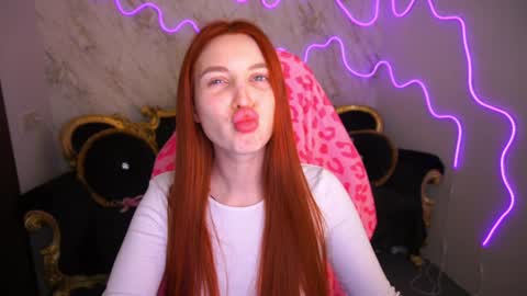 Ur Foxie online show from February 8, 1:44 pm