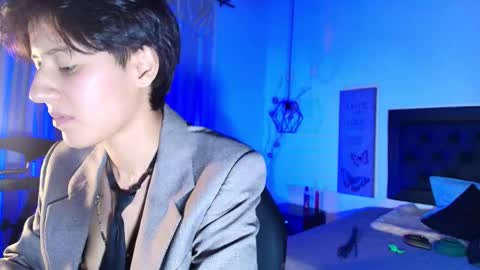 Your Girl  online show from November 7, 5:10 am